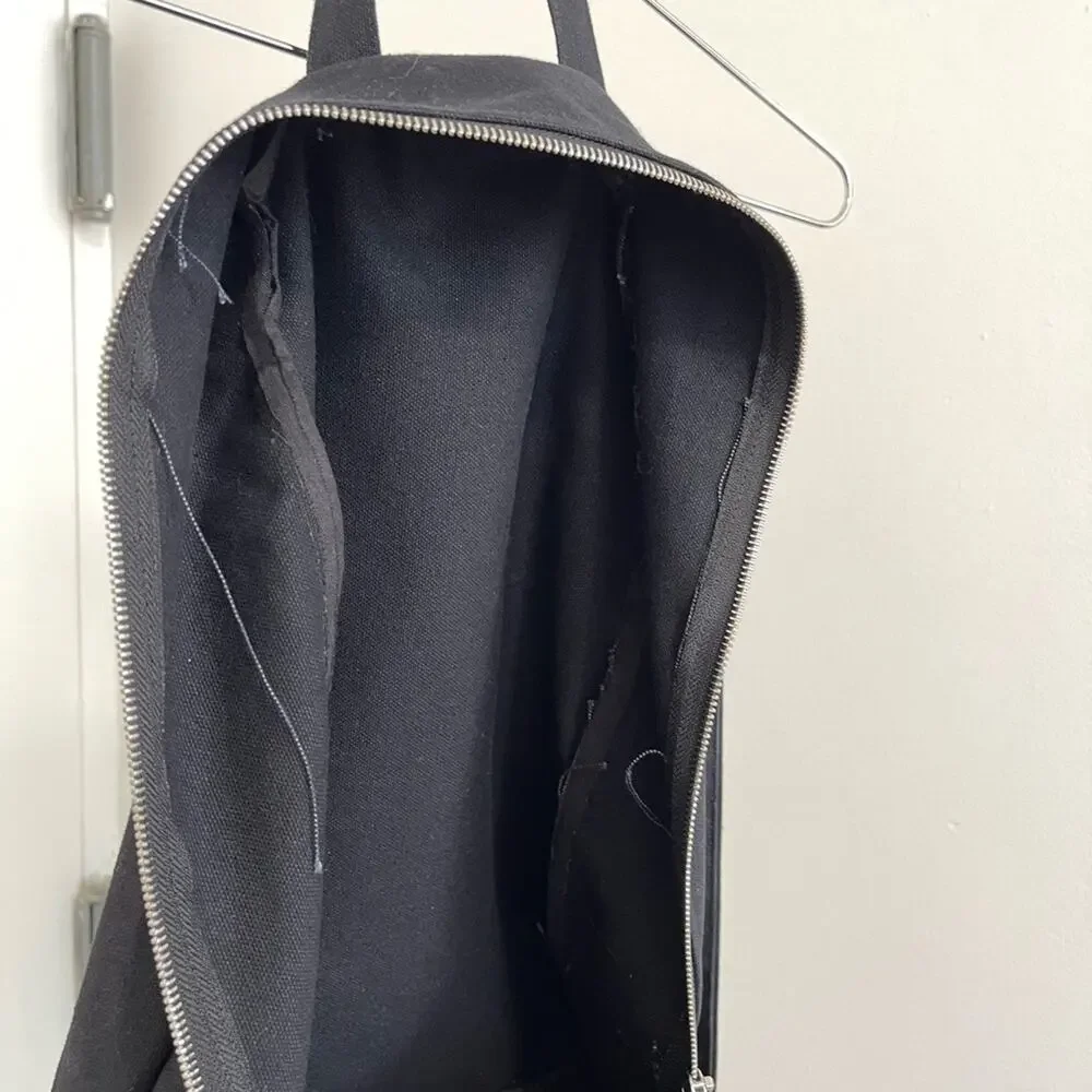 Who decides war pocketed book bag sample